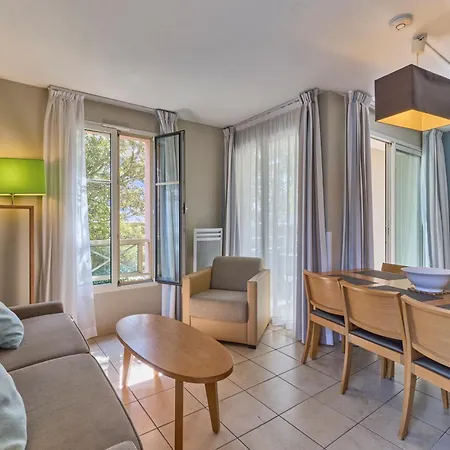 Apartahotel Reine Marine